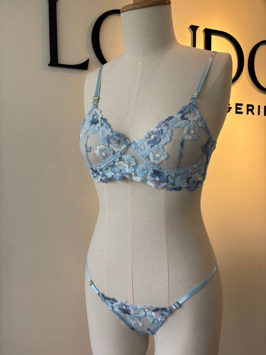 Blossom Set baby blue